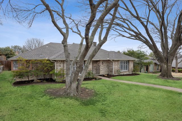 7010 Claybrook Drive, Dallas, TX 75231