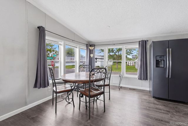 29585 Cambridge Court, Chesterfield Township, MI 48051