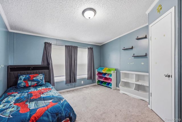 29585 Cambridge Court, Chesterfield Township, MI 48051