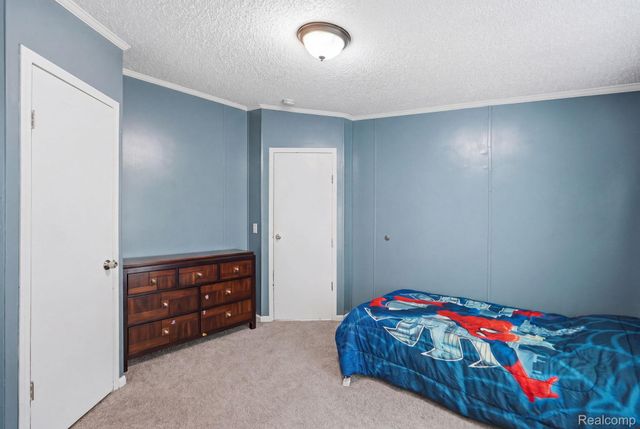 29585 Cambridge Court, Chesterfield Township, MI 48051