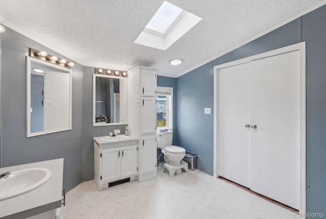 29585 Cambridge Court, Chesterfield Township, MI 48051