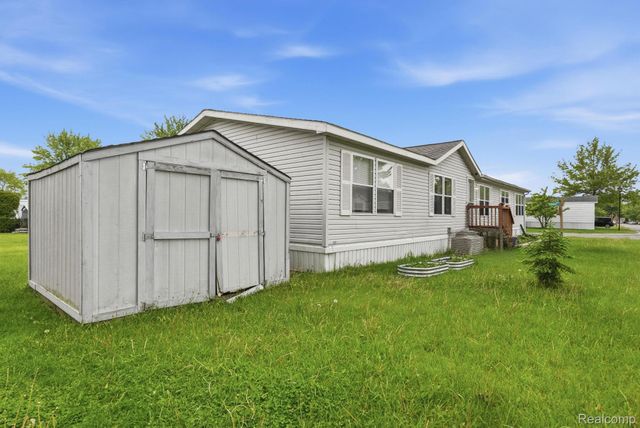 29585 Cambridge Court, Chesterfield Township, MI 48051