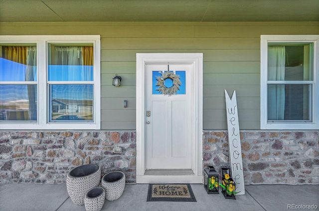 84 S 4th Avenue, Deer Trail, CO 80105