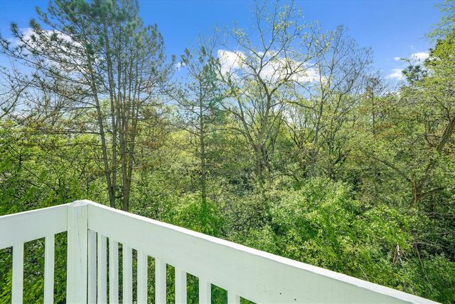 2201 S Huron Parkway 4, Ann Arbor, MI 48104