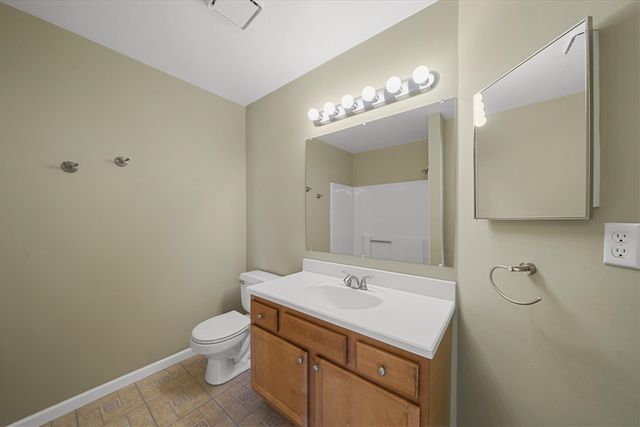 2201 S Huron Parkway 4, Ann Arbor, MI 48104