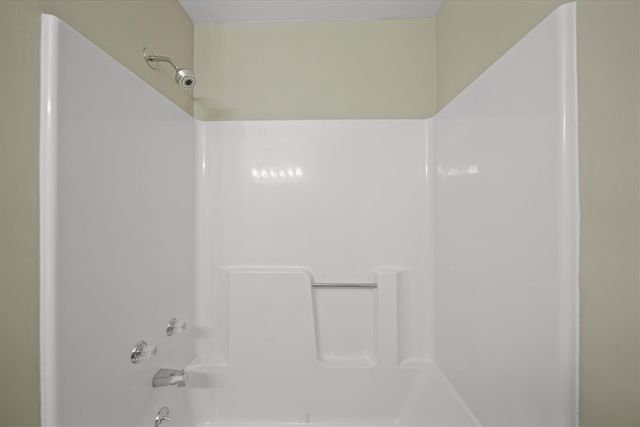 2201 S Huron Parkway 4, Ann Arbor, MI 48104