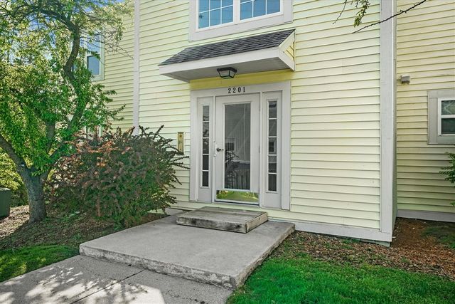 2201 S Huron Parkway 4, Ann Arbor, MI 48104