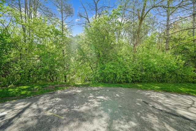 2201 S Huron Parkway 4, Ann Arbor, MI 48104