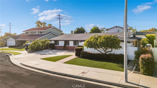 5021 Vallecito Avenue, Westminster, CA 92683