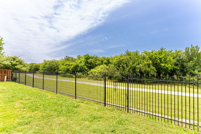 922 Creekbend Drive, Keller, TX 76248