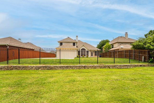 922 Creekbend Drive, Keller, TX 76248