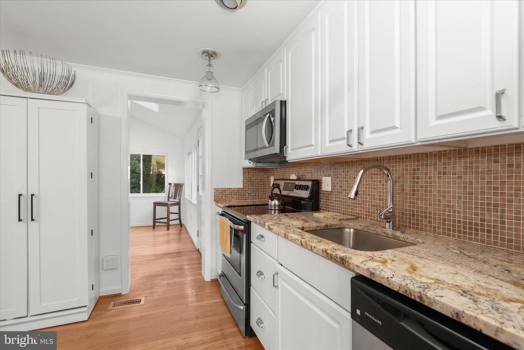 Image 14 of property listing at 259 FOSTER KNOLL DR, Joppa, MD 21085