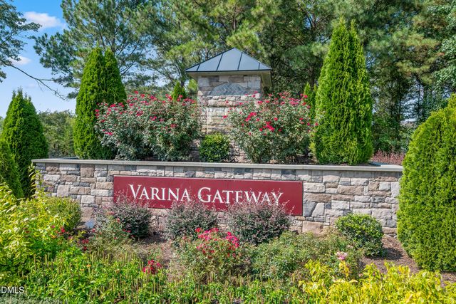 735 Andrade Drive, Fuquay Varina, NC 27526