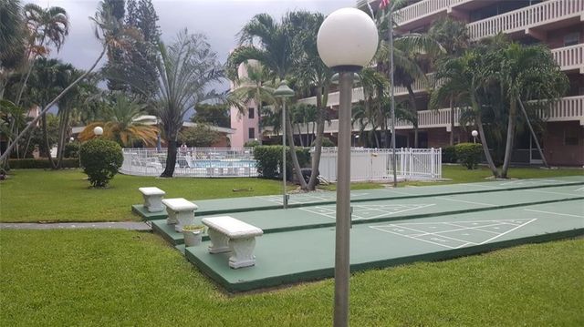 180 NE 12th Avenue 17a, Hallandale Beach, FL 33009