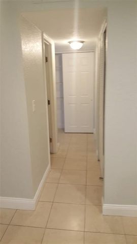 180 NE 12th Avenue 17a, Hallandale Beach, FL 33009