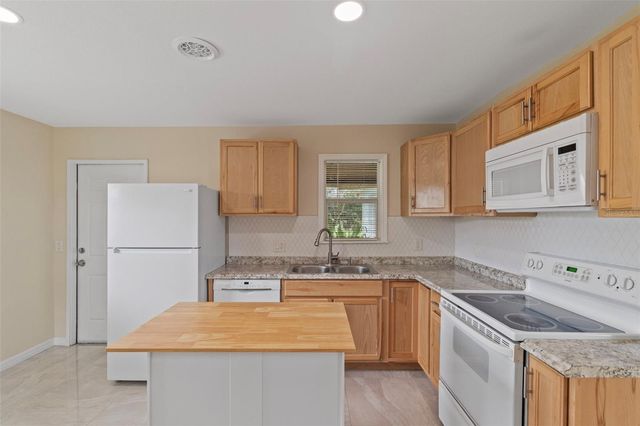 1407 CORAL RIDGE DRIVE, Punta Gorda, FL 33950