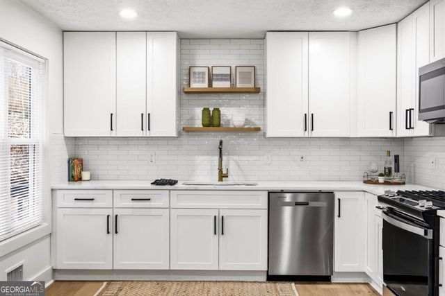 2660 Cochise Drive, Acworth, GA 30102