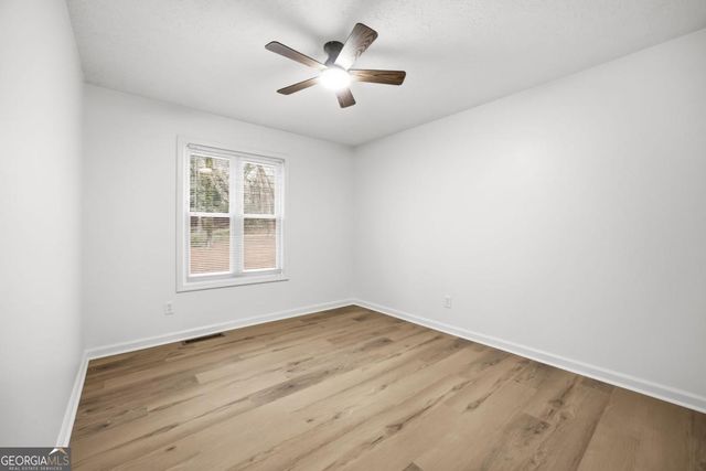 2660 Cochise Drive, Acworth, GA 30102