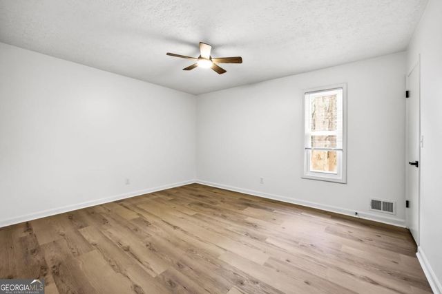 2660 Cochise Drive, Acworth, GA 30102