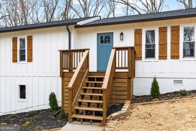 2660 Cochise Drive, Acworth, GA 30102