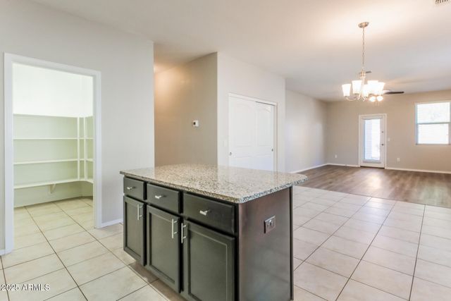 28946 N TSAVORITE Road, San Tan Valley, AZ 85143