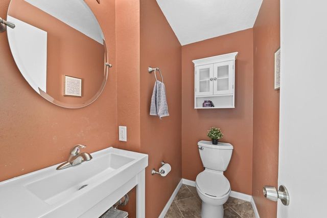 7926 W Wright STREET, Wauwatosa, WI 53213