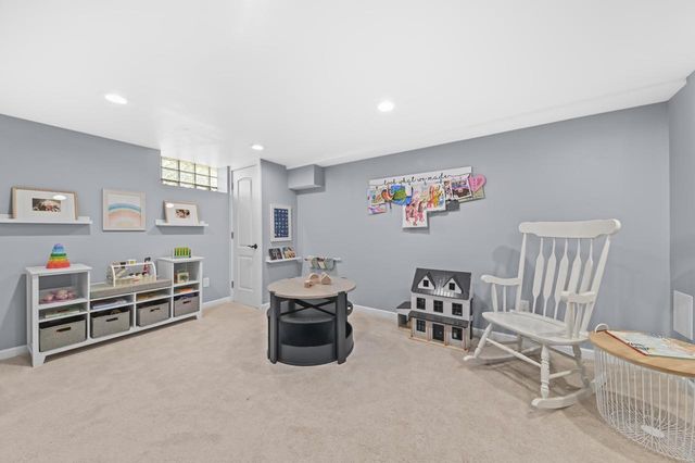 7926 W Wright STREET, Wauwatosa, WI 53213