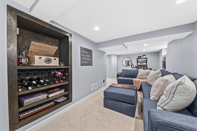 7926 W Wright STREET, Wauwatosa, WI 53213