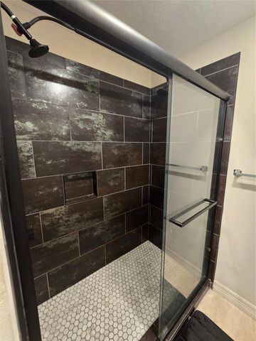 131 Dolphin Harbor N, Baytown, TX 77523