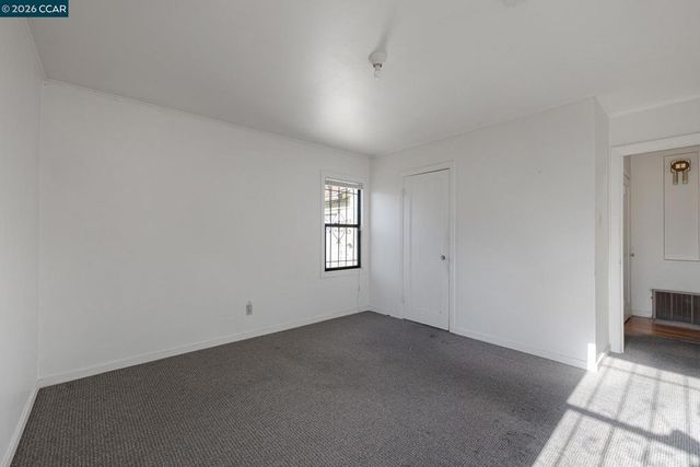 603 Almanza Dr, Oakland, CA 94603
