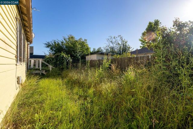 603 Almanza Dr, Oakland, CA 94603