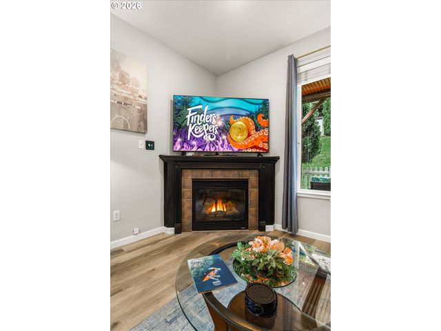 21872 Ne HEARTWOOD Cir, Fairview, OR 97024