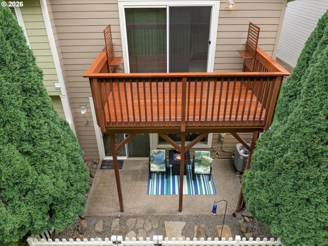 21872 Ne HEARTWOOD Cir, Fairview, OR 97024