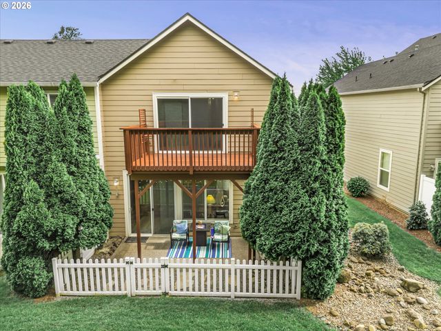 21872 Ne HEARTWOOD Cir, Fairview, OR 97024
