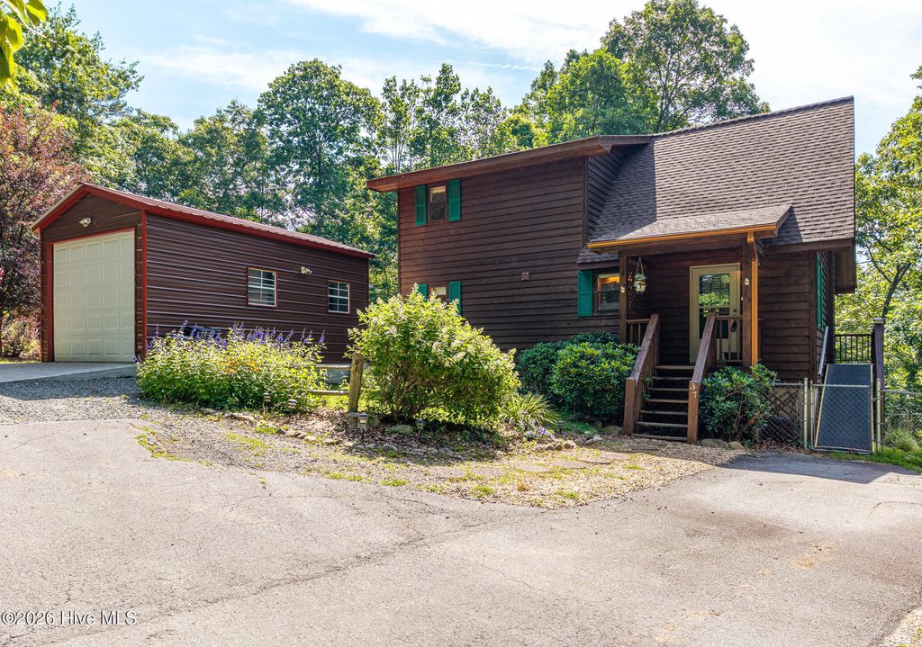 37 Grouse Hollow, Murphy, NC 28906