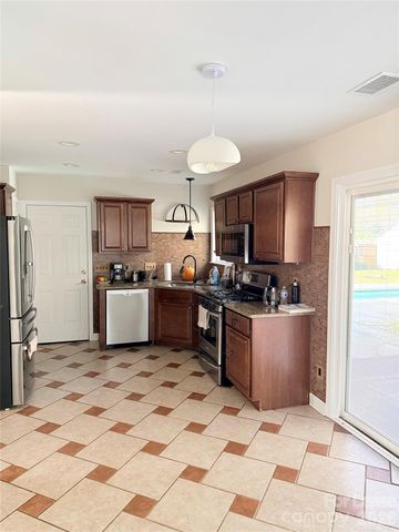 3906 Crimson Wing Drive 7, Indian Trail, NC 28079