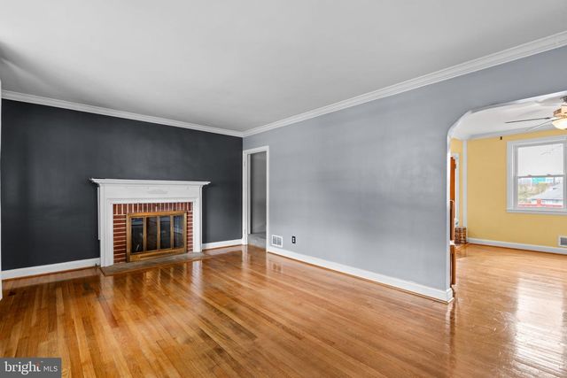 616 WOODSDALE, Catonsville, MD 21228