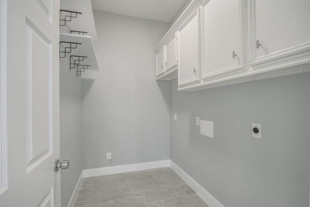6302 Laver Love Drive, Spring, TX 77379