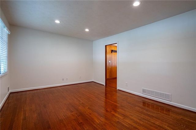 3430 Hillbrook Court SW, Marietta, GA 30008