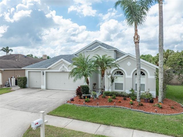 29542 FOREST GLEN DRIVE, Wesley Chapel, FL 33543