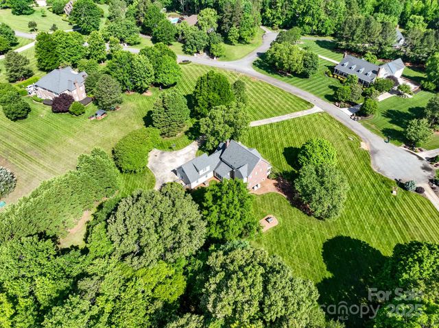 4628 Dovefield Lane, Kannapolis, NC 28081