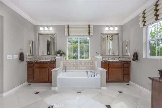 35802 Cherry Bark Way, Murrieta, CA 92562