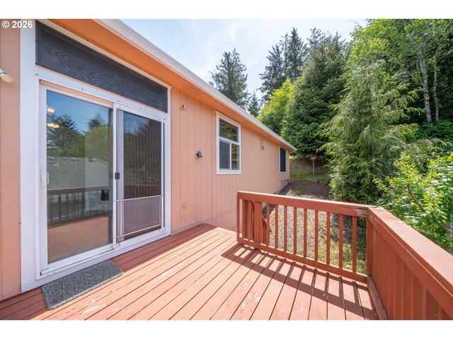 1844 Se 19TH St, Lincoln City, OR 97367