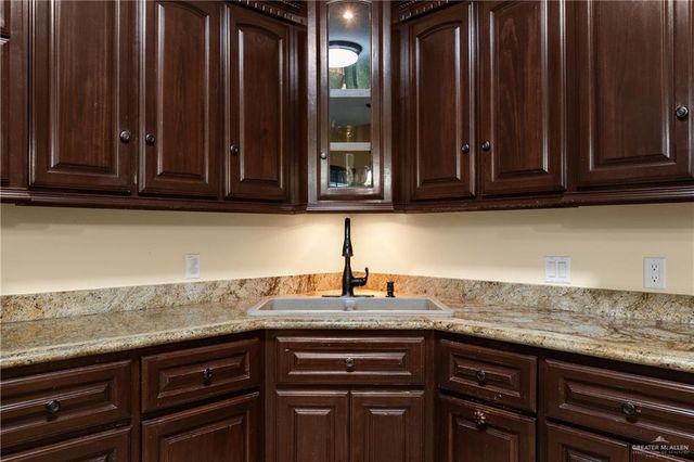 1609 Weighost Drive, Harlingen, TX 78552