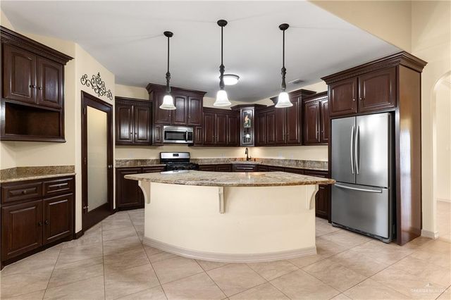 1609 Weighost Drive, Harlingen, TX 78552