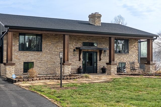 11606 Trevino Lane, Marion, IL 62959