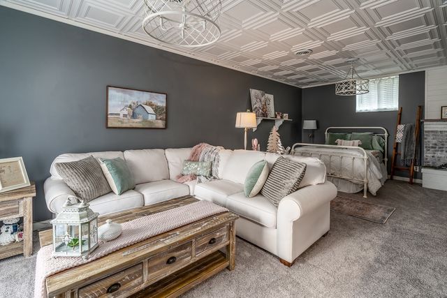 11606 Trevino Lane, Marion, IL 62959