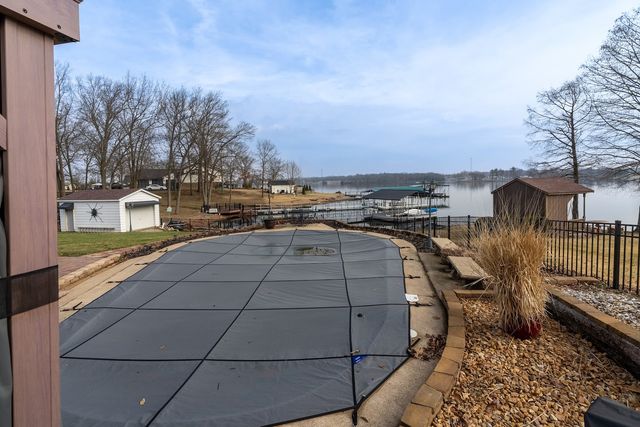 11606 Trevino Lane, Marion, IL 62959