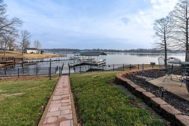 11606 Trevino Lane, Marion, IL 62959