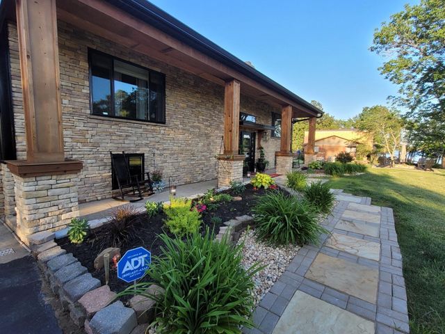 11606 Trevino Lane, Marion, IL 62959